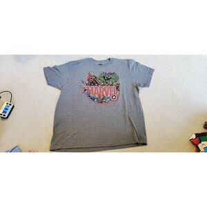 Marvel Superheros Heather Gray T-Shirt Men's XL Hulk Iron Man Captain America